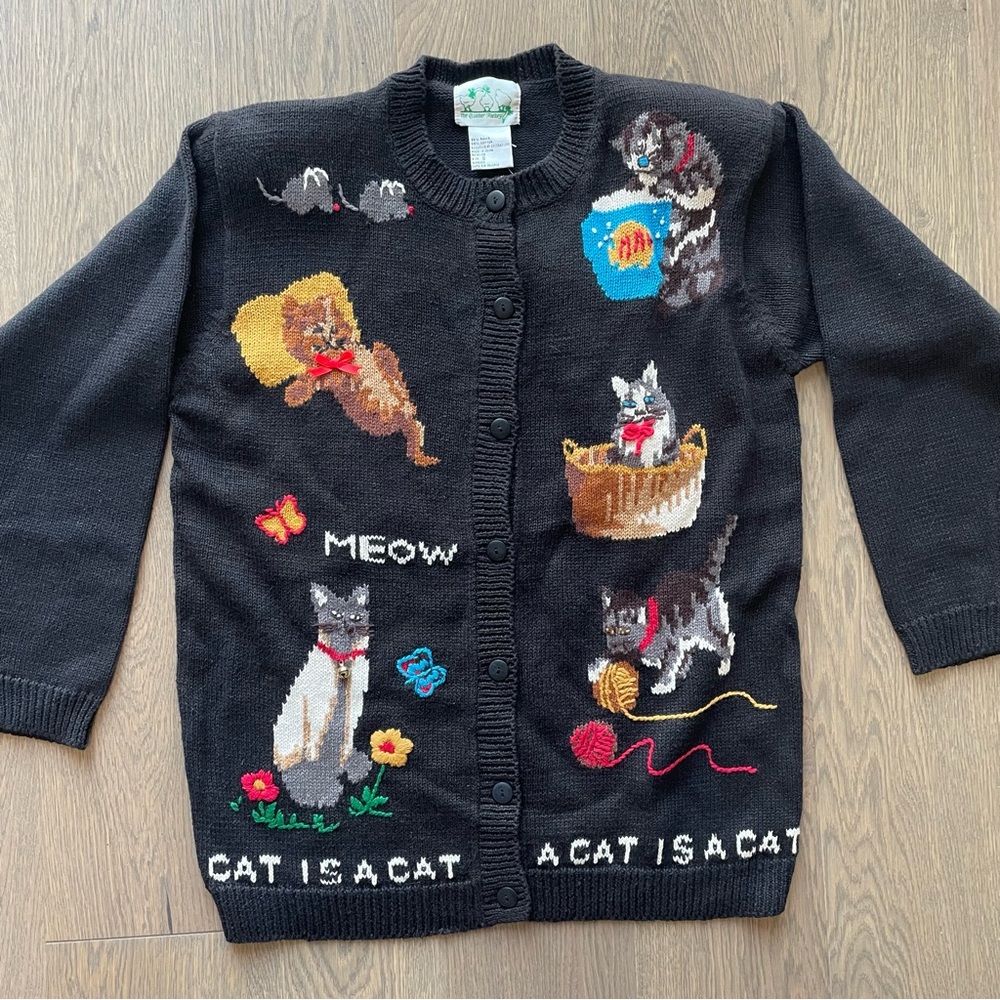 🐈QUACKER FACTORY🐈 A cat is a cat embroidered sweater cardigan, button covers